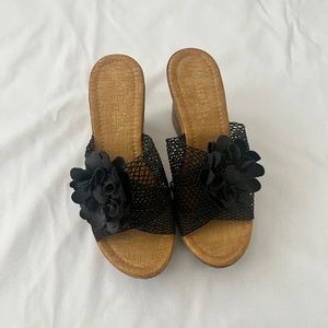 Black wedges, size 7